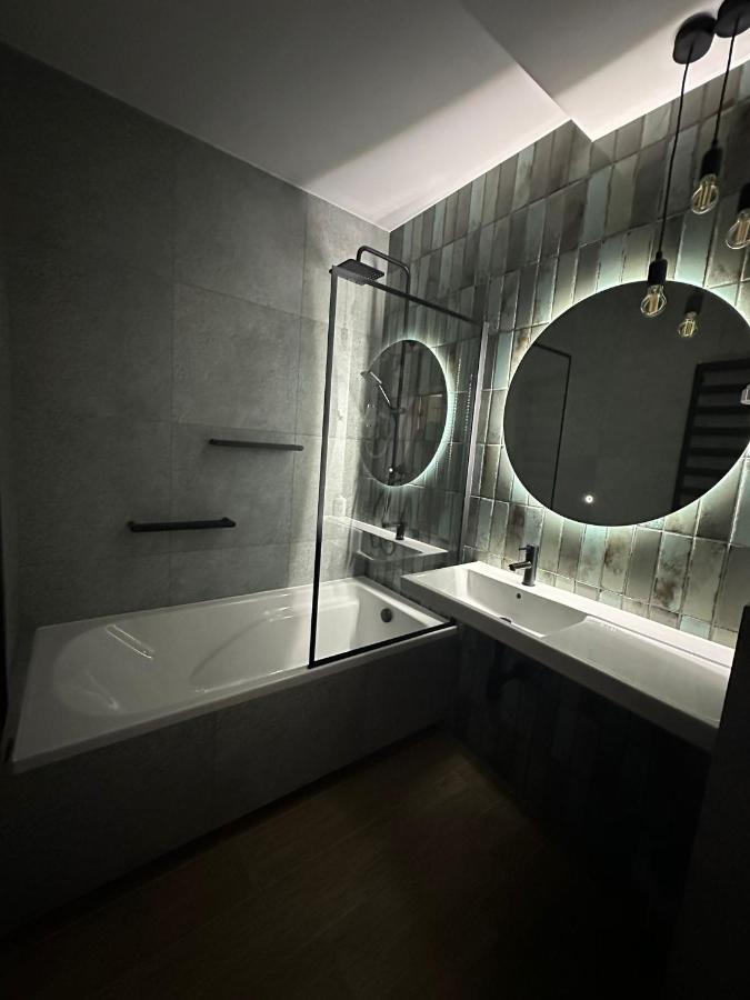 Hotel Kresowianka コニン エクステリア 写真