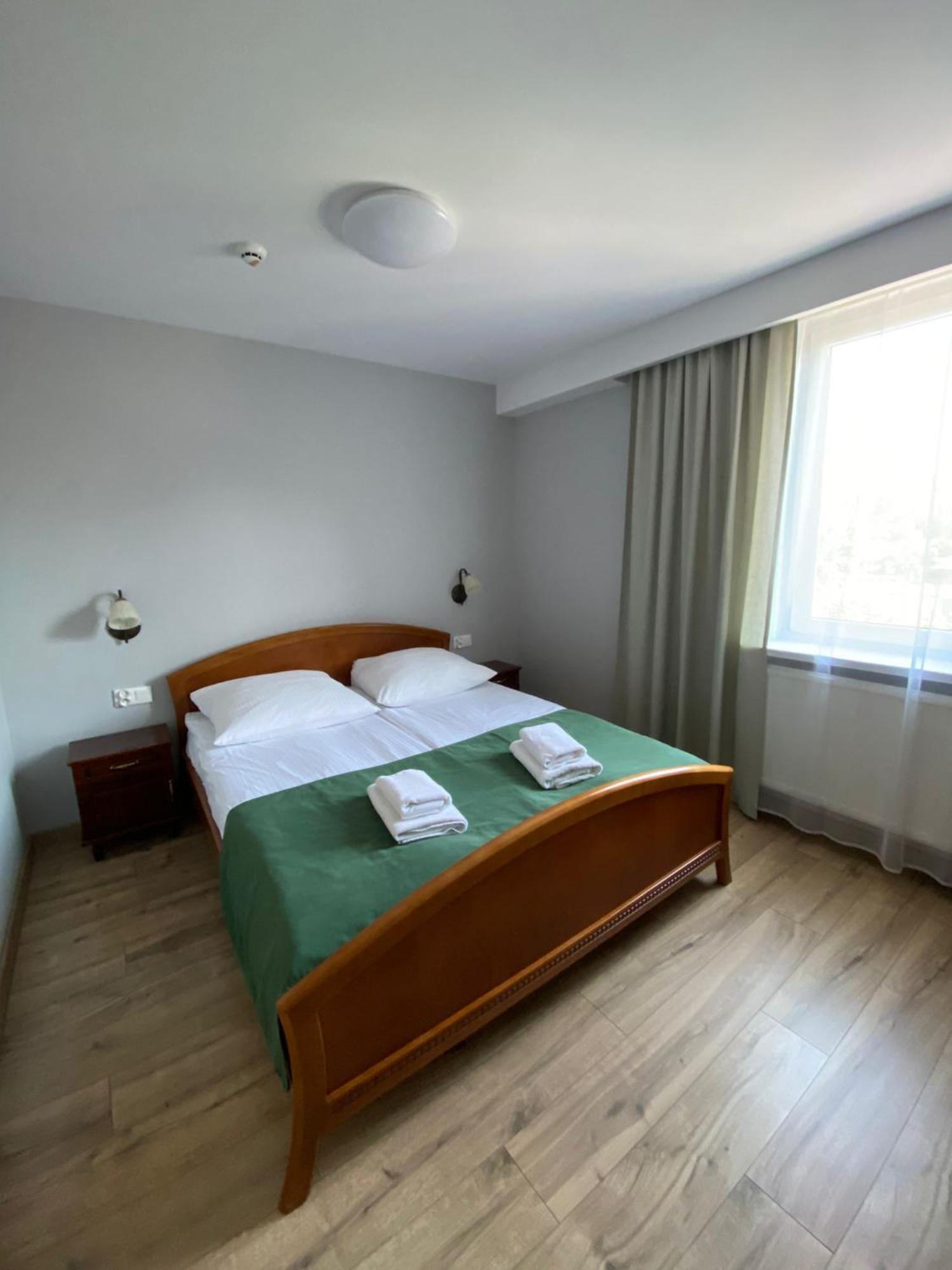Hotel Kresowianka コニン エクステリア 写真