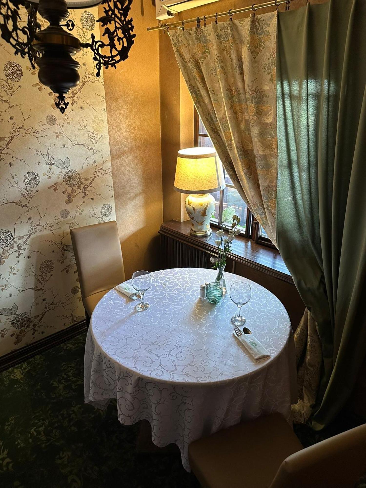 Hotel Kresowianka コニン エクステリア 写真